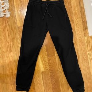 Aritzia TNA Cozy Fleece Perfect Sweatpant